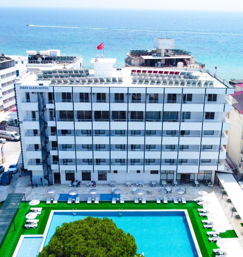 Hotel First Class Didim Exteriör bild