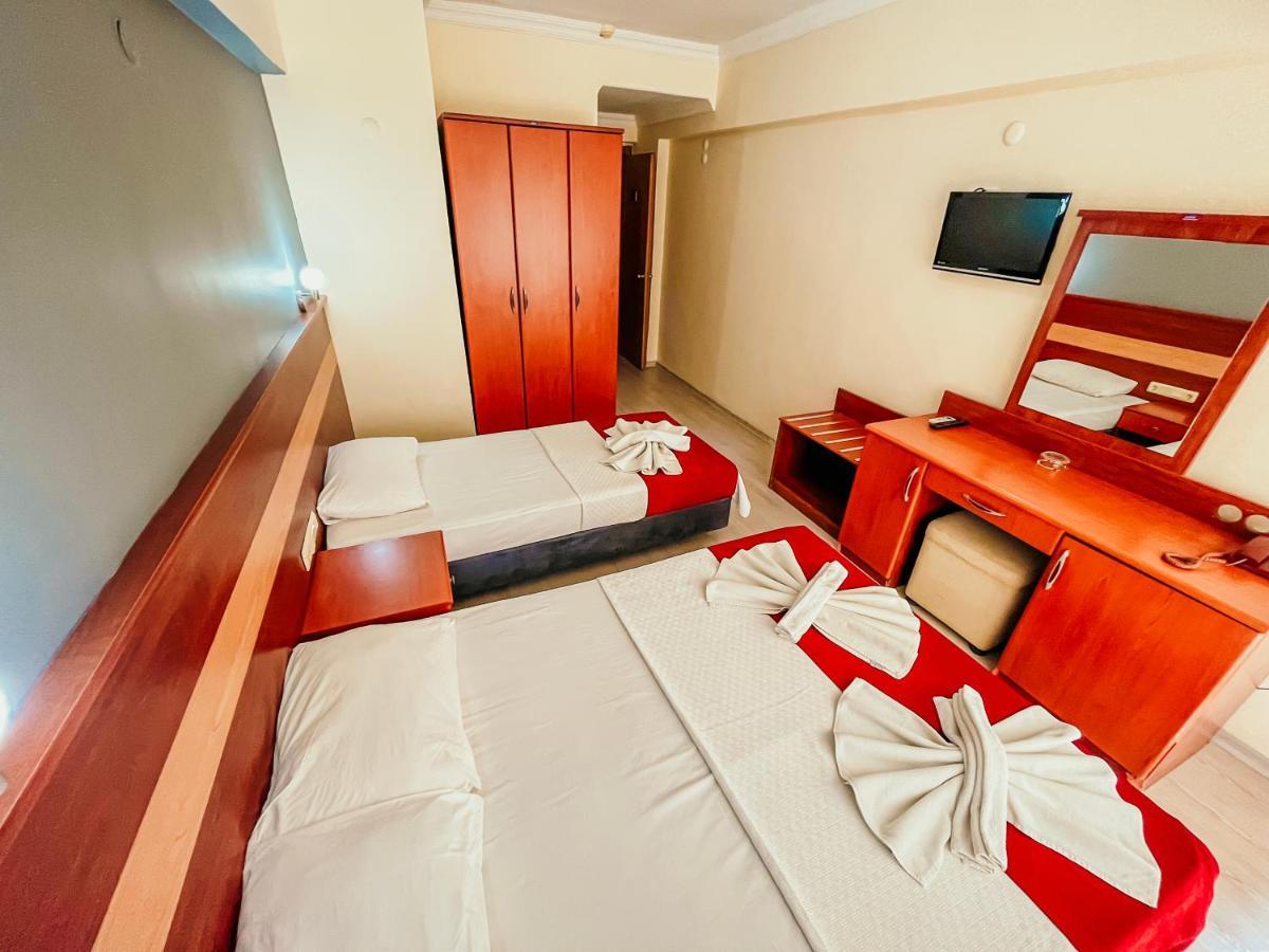 Hotel First Class Didim Exteriör bild