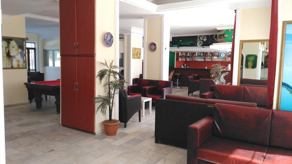 Hotel First Class Didim Exteriör bild