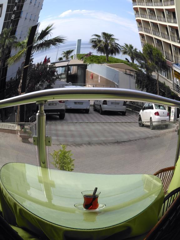 Hotel First Class Didim Exteriör bild